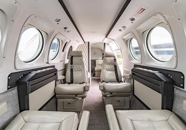 1981 BEECHCRAFT KING AIR C90 Photo 5