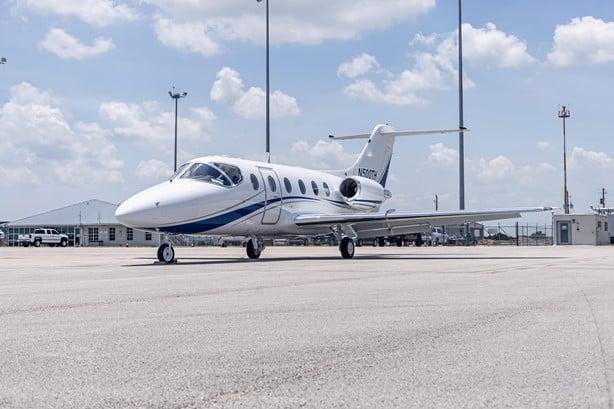 1999 BEECHCRAFT BEECHJET 400A Photo 2