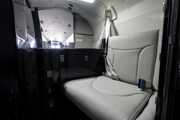 1999 BEECHCRAFT BEECHJET 400A Photo 3