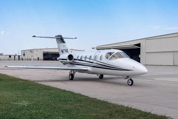 1997 BEECHCRAFT BEECHJET 400A Photo 3
