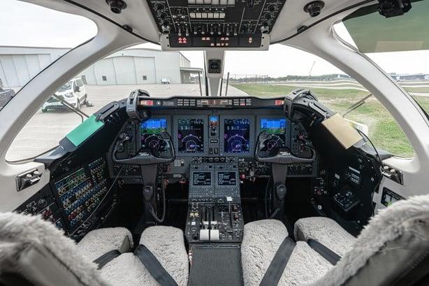 1997 BEECHCRAFT BEECHJET 400A Photo 4