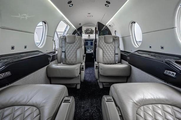 1997 BEECHCRAFT BEECHJET 400A Photo 3
