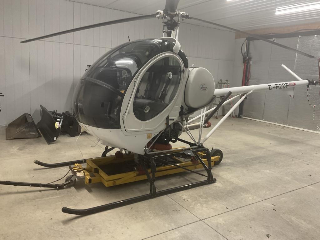 1997 Schweizer 300CB Photo 2