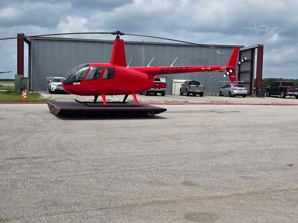 2018 ROBINSON R44 RAVEN II Photo 2