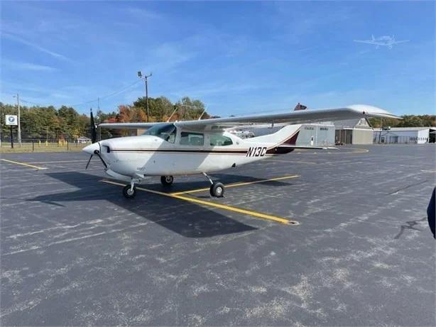 1979 CESSNA 210 Photo 2