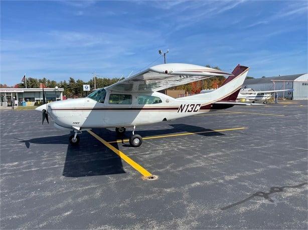 1979 CESSNA 210 Photo 3