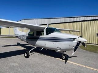 1977 CESSNA 210 Photo 3