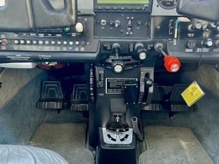 1977 CESSNA 210 Photo 5