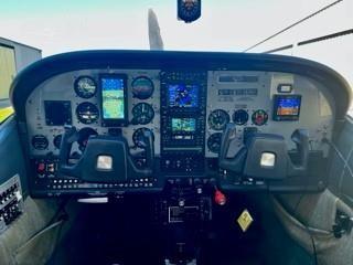 1977 CESSNA 210 Photo 6