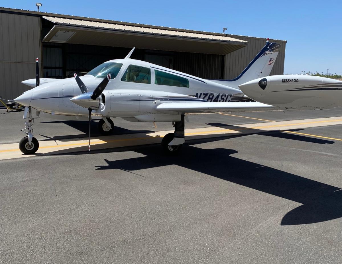 1969 Cessna 310P Photo 2