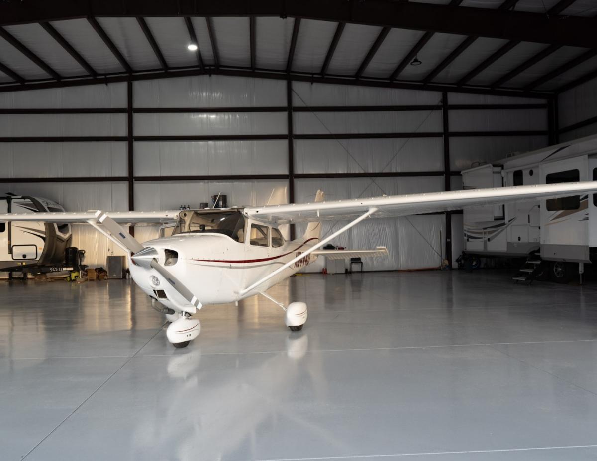 1969 Cessna 172K Skyhawk Photo 2