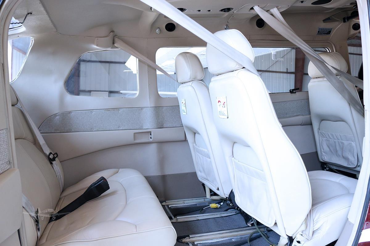 Самолёт boeing 737-800 салон. Бичкрафт премьер 1а. Боинг 737-800 победа салон. Gulfstream g650er салон. Самолет cessna citation салон.