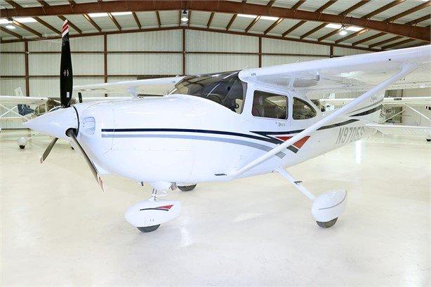 1997 CESSNA 182S SKYLANE Photo 3