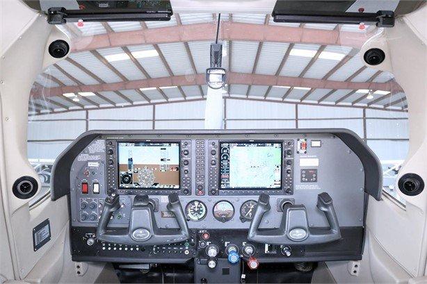 2007 CESSNA TURBO 182T SKYLANE Photo 7