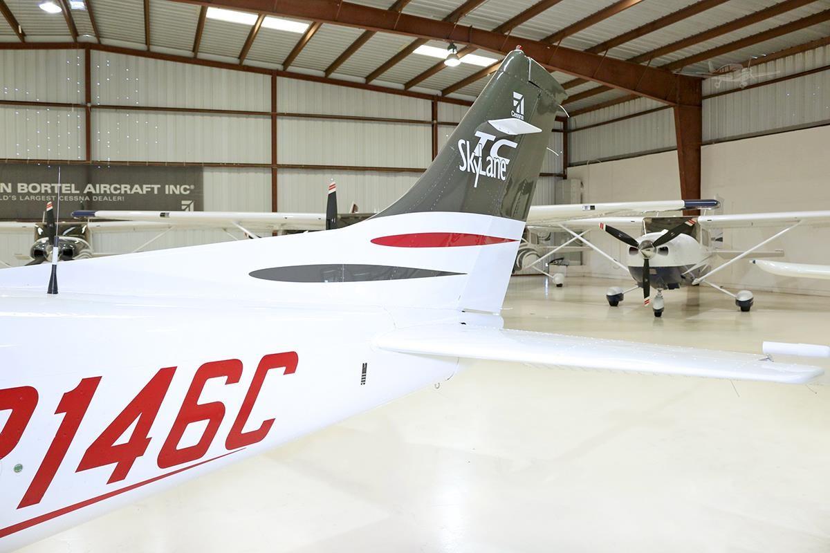 2003 CESSNA TURBO 182T SKYLANE Photo 5