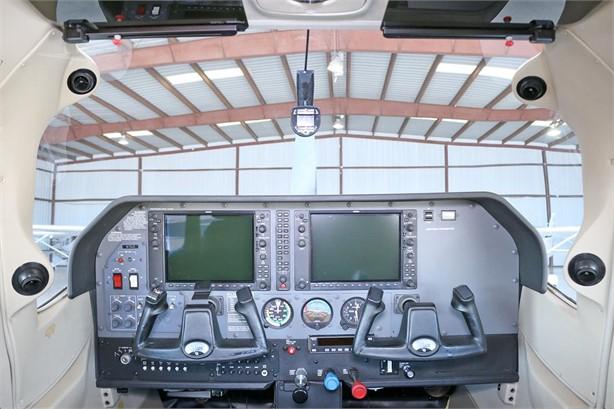 2004 CESSNA 182T SKYLANE Photo 6