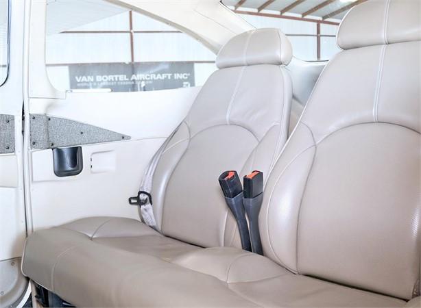2004 CESSNA 182T SKYLANE Photo 5
