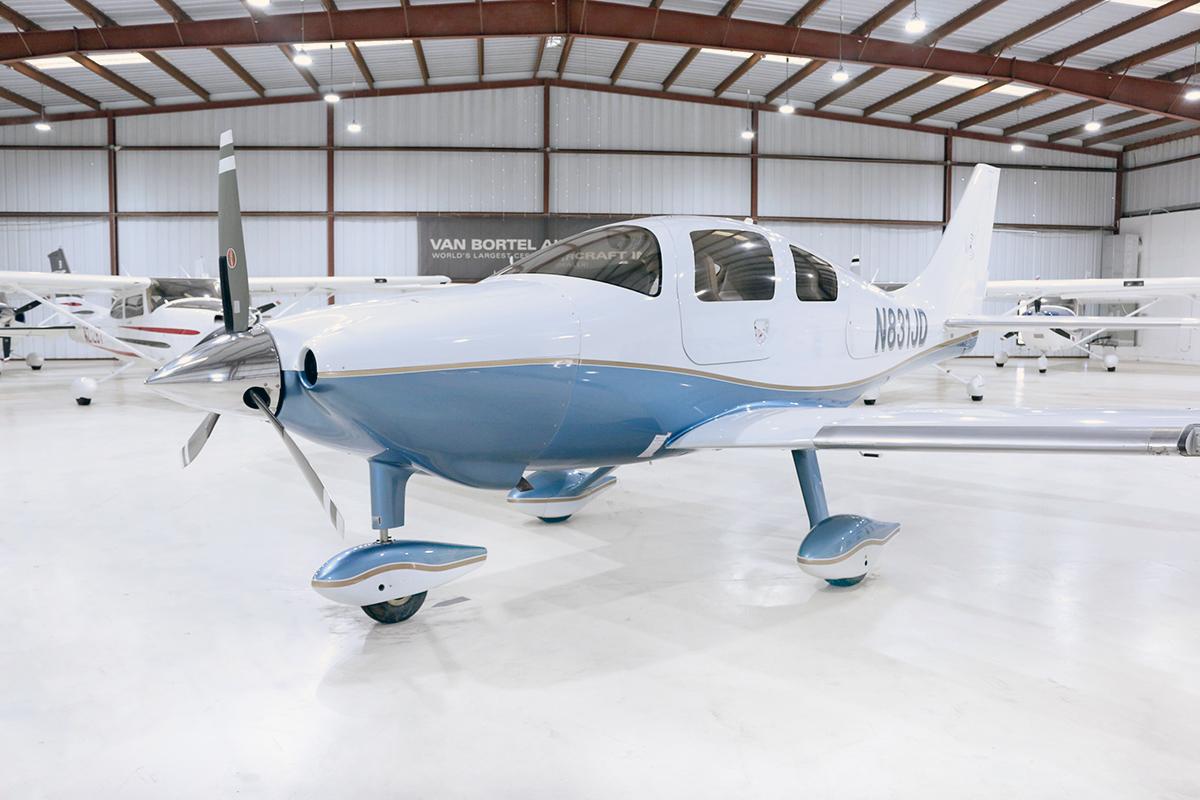 2006 CESSNA 350 Photo 3