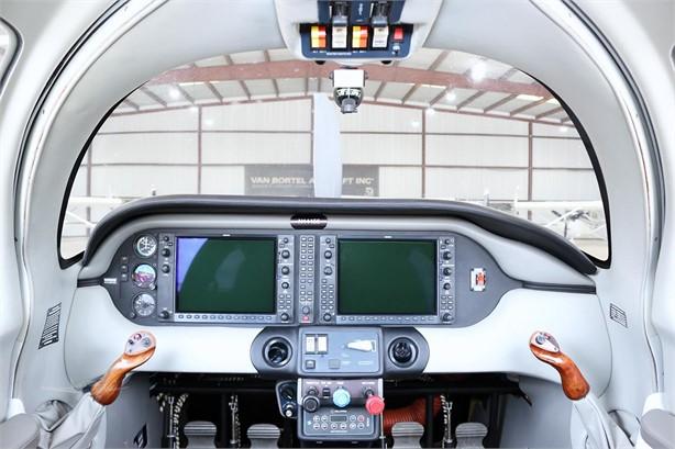 2006 CESSNA 400 Photo 7