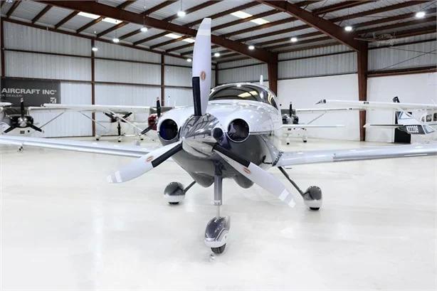 2006 CESSNA 400 Photo 4