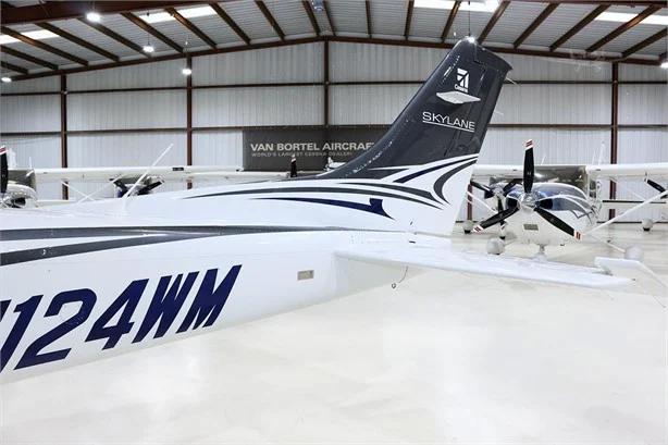 2016 CESSNA 182T SKYLANE Photo 4