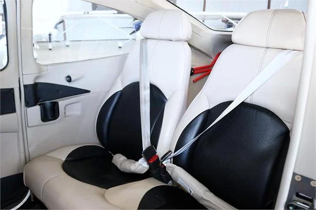 2016 CESSNA 182T SKYLANE Photo 6