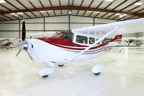 2005 CESSNA TURBO 206H STATIONAIR Photo 2