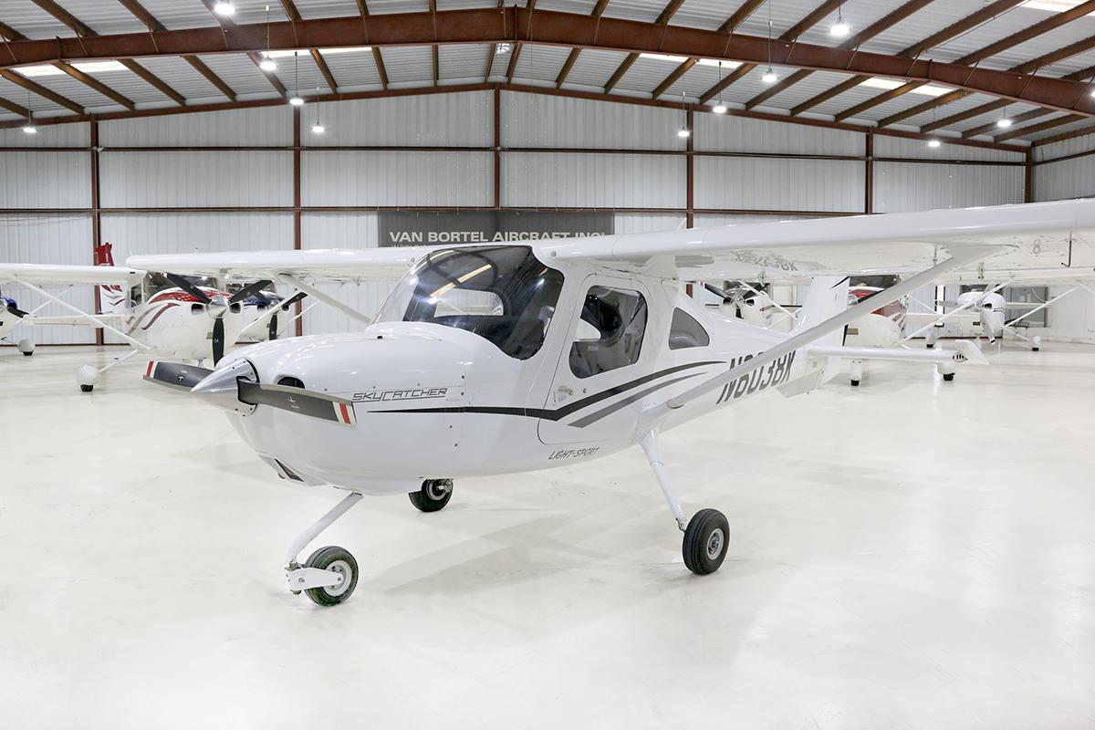 2011 CESSNA 162 Photo 2