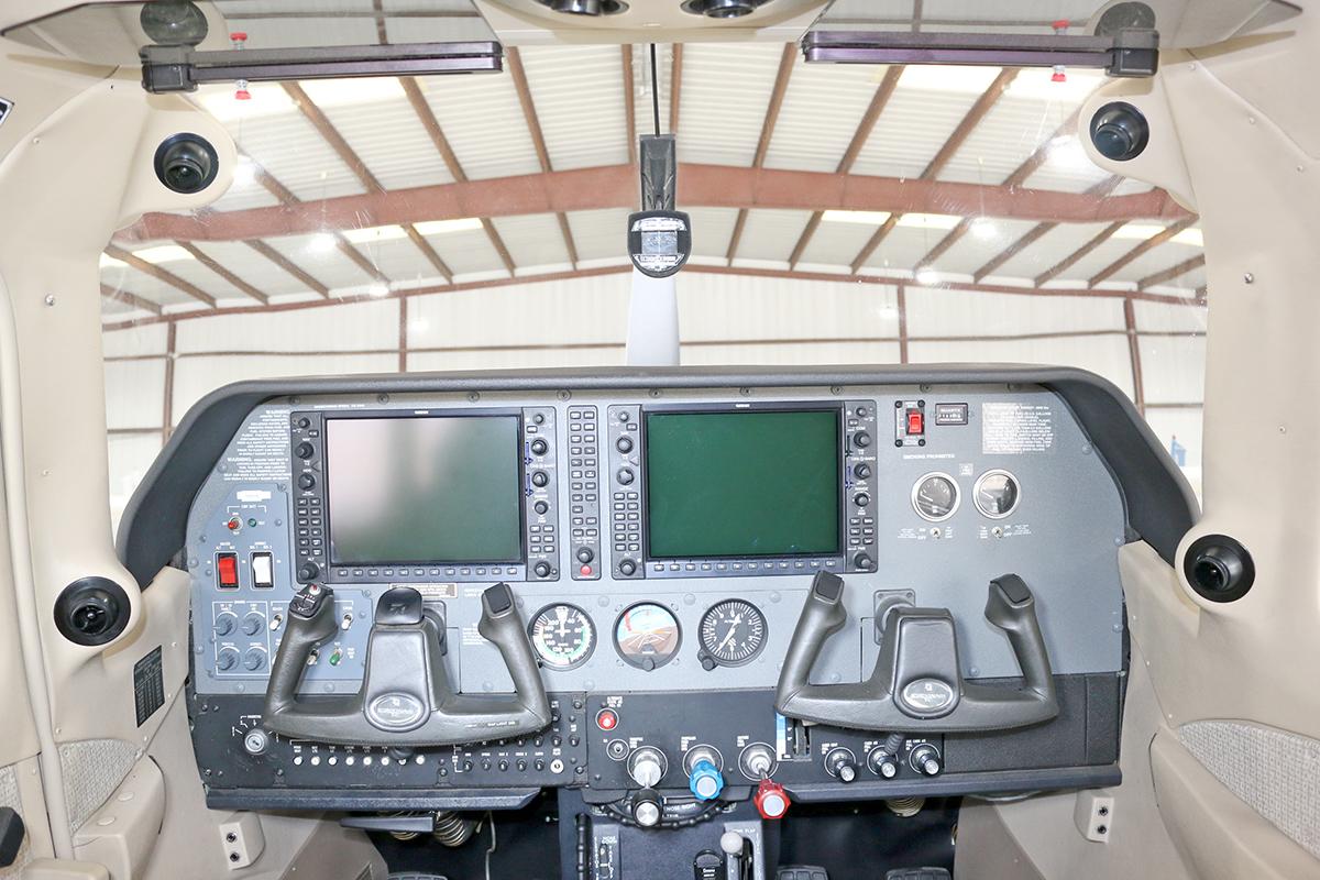 2008 Cessna T206H Photo 7