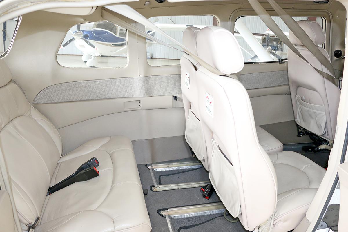 2008 Cessna T206H Photo 6