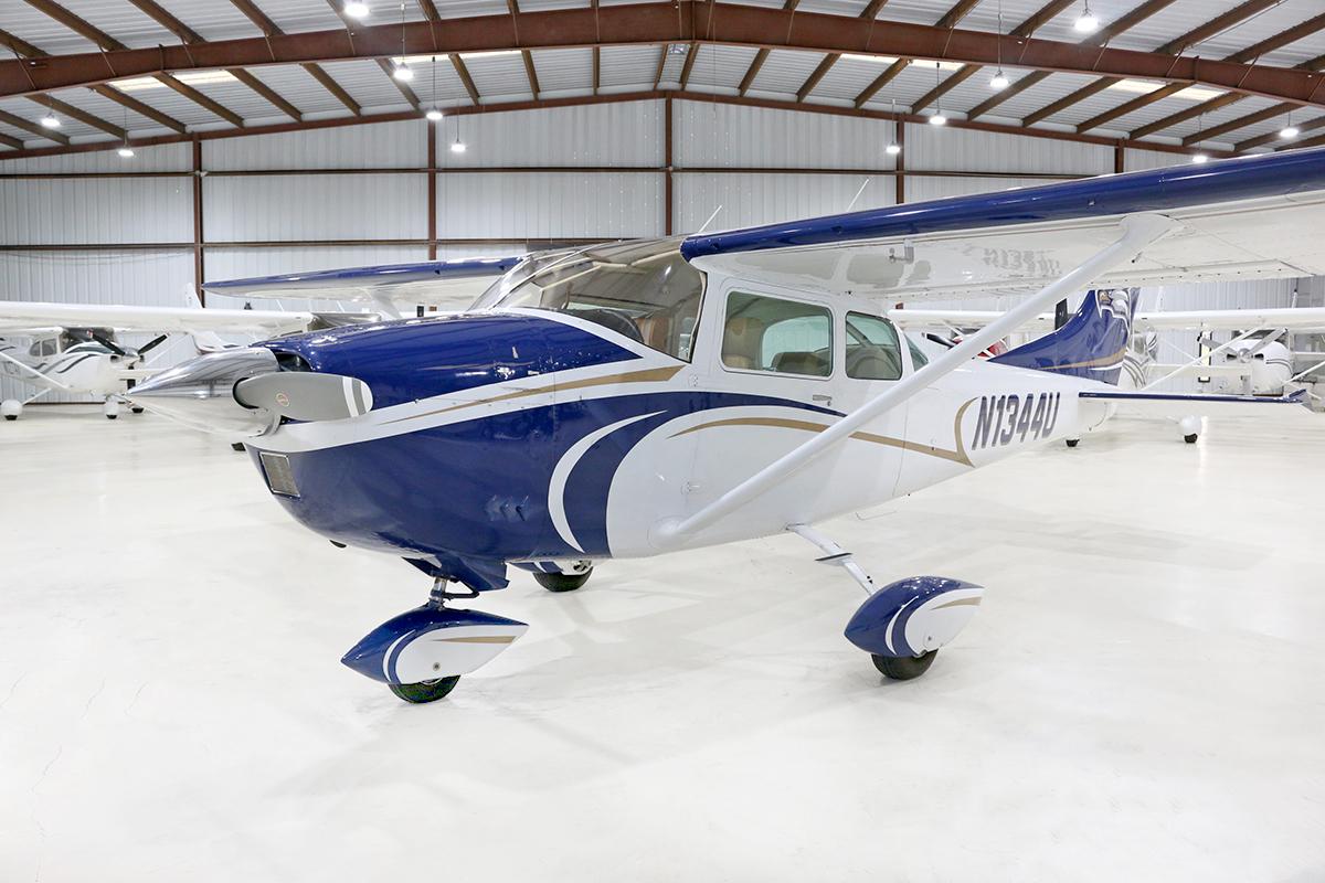 1963 CESSNA 182 SKYLANE Photo 2