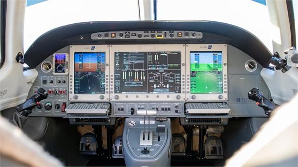 2007 ECLIPSE 500 Photo 4