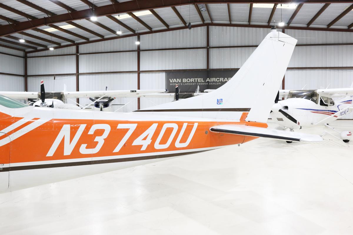 1964 CESSNA 182 SKYLANE Photo 5