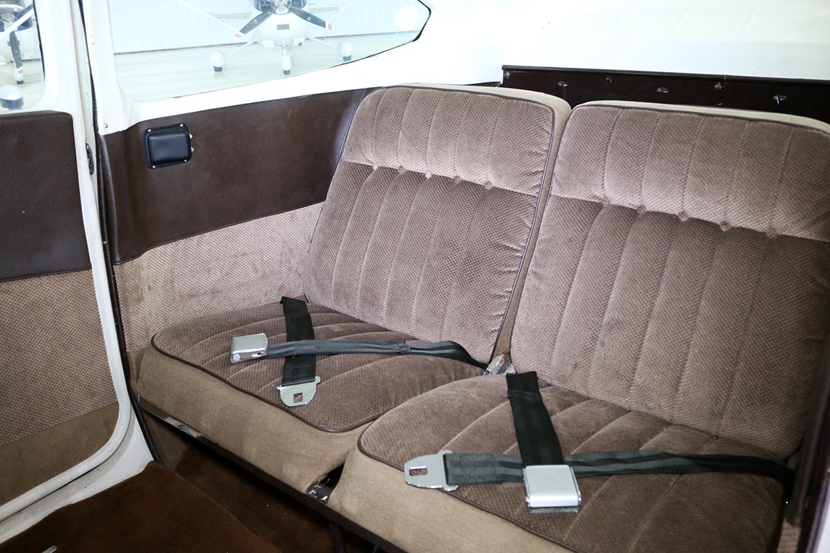 1964 CESSNA 182 SKYLANE Photo 6