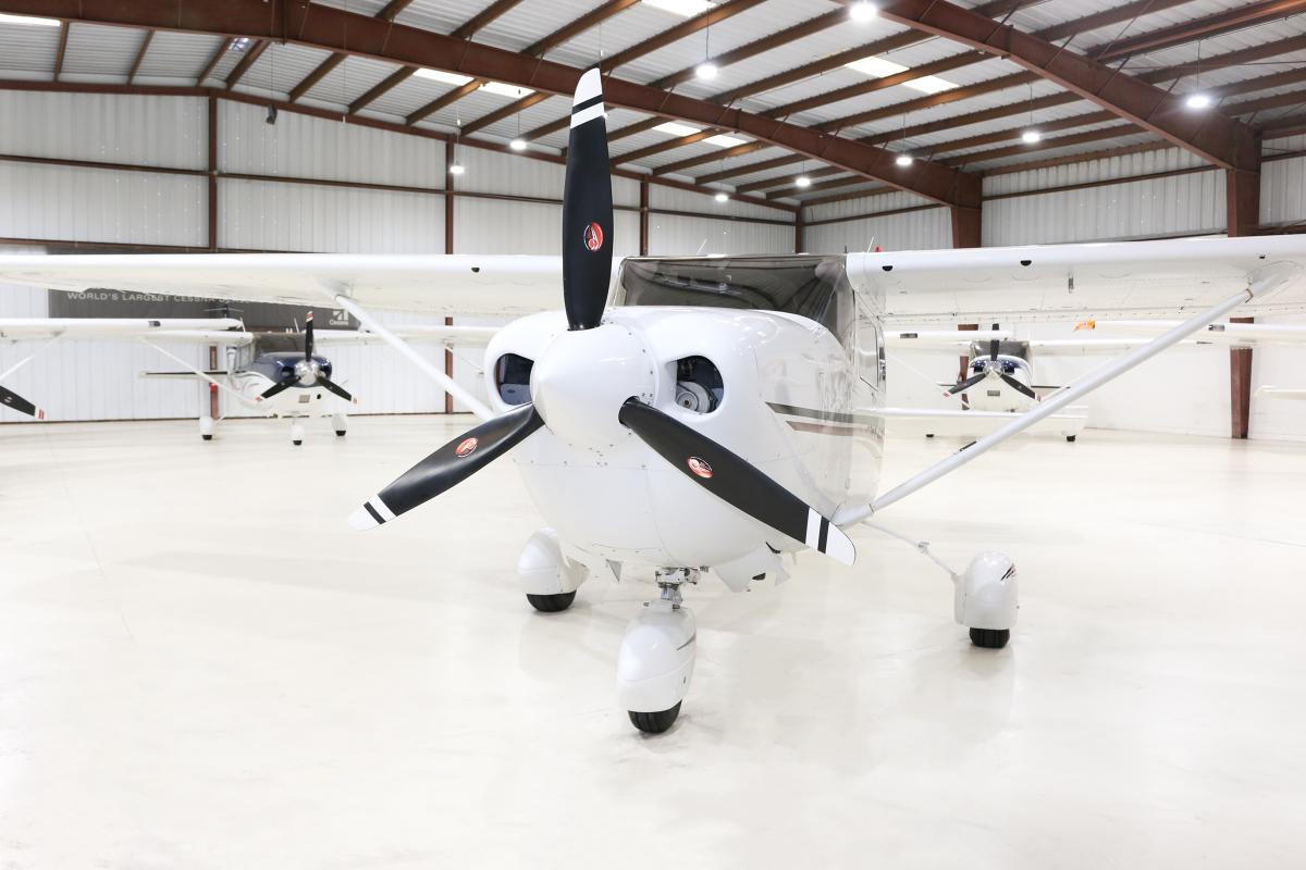 1999 Cessna 206H Stationair Photo 3