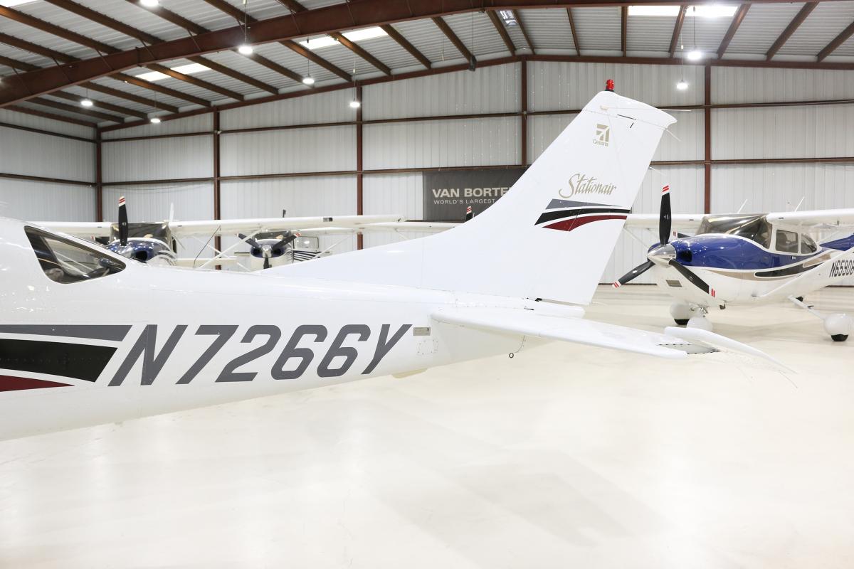 1999 Cessna 206H Stationair Photo 5