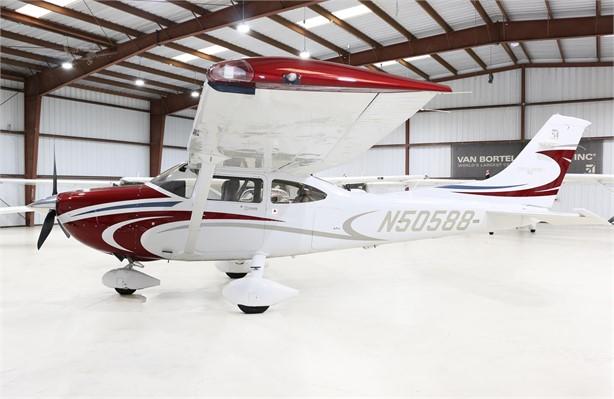 2009 CESSNA TURBO 182T SKYLANE Photo 3