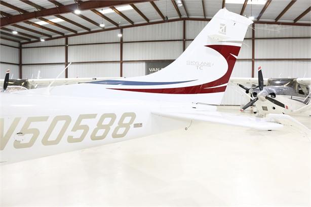 2009 CESSNA TURBO 182T SKYLANE Photo 5