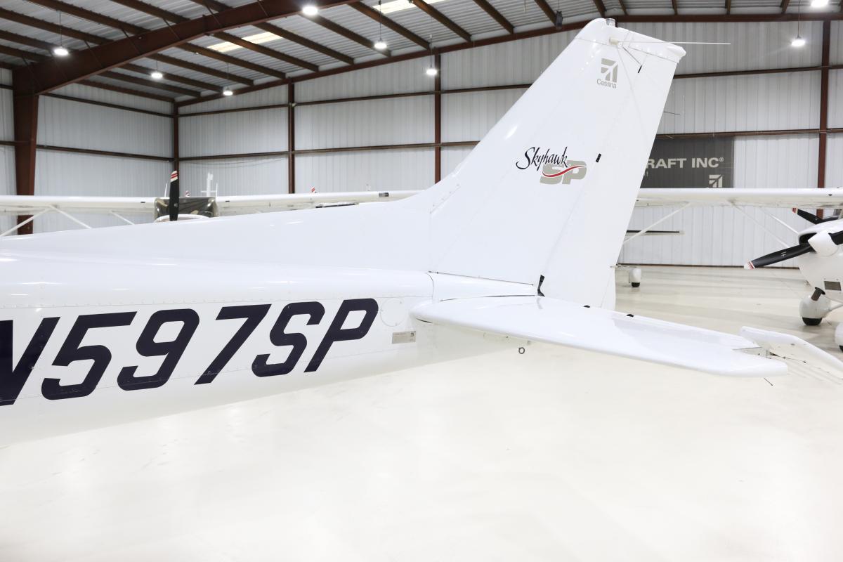 2000 Cessna 172SP Skyhawk SP Photo 5