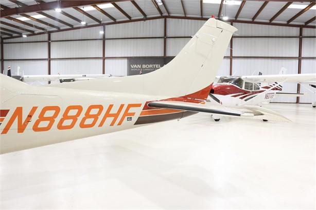 1981 CESSNA P210N Photo 5