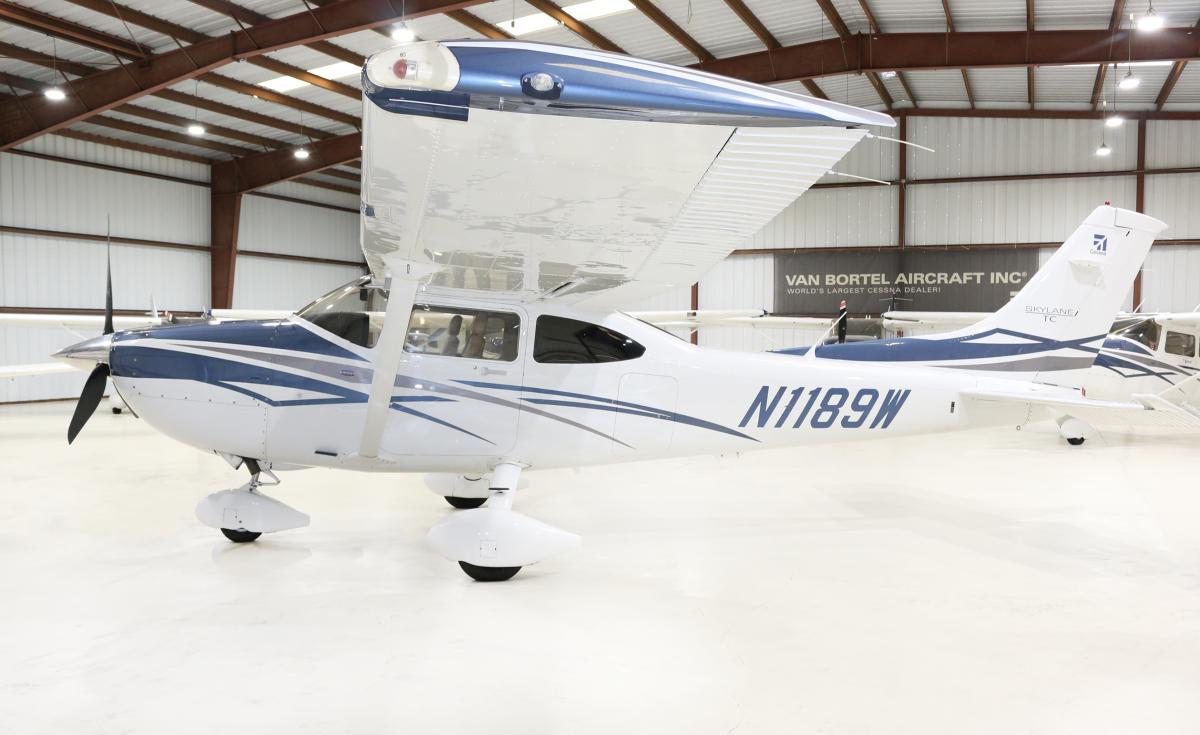 2007 Cessna T182T Turbo Skylane Photo 2