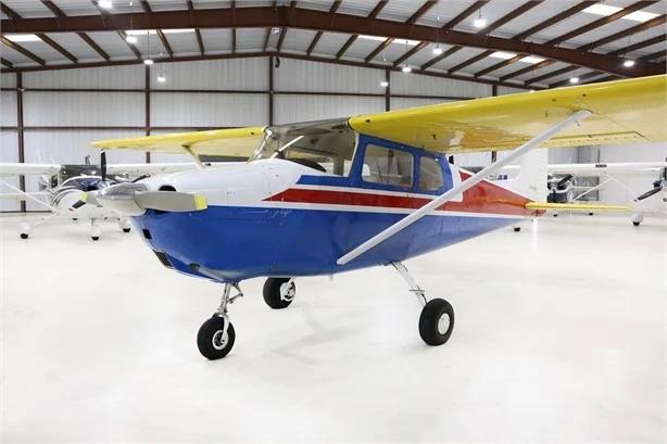 1956 CESSNA 172 SKYHAWK Photo 2