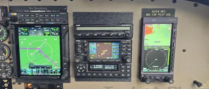 1998 PIPER SARATOGA II HP Photo 3