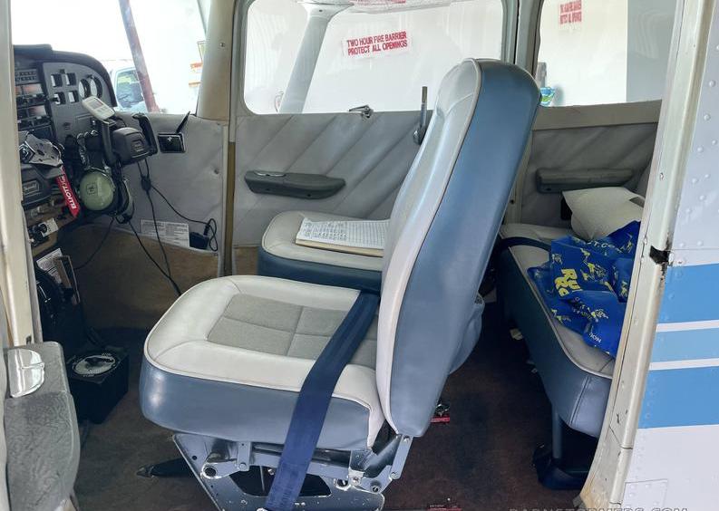 1974 CESSNA 172M SKYHAWK II Photo 5