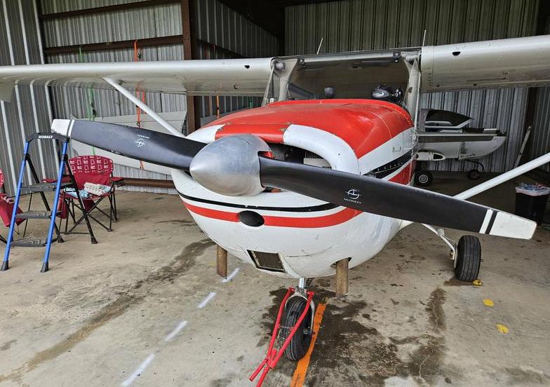 1963 Cessna 172D Photo 3