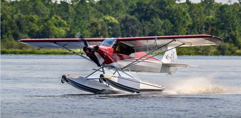 2016 Carbon Cub Amphibian Photo 2