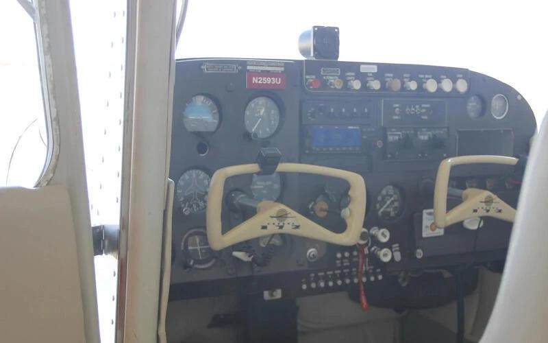 1963 Cessna 172 Skyhawk  Photo 2