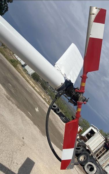  SCHWEIZER 300C Photo 5