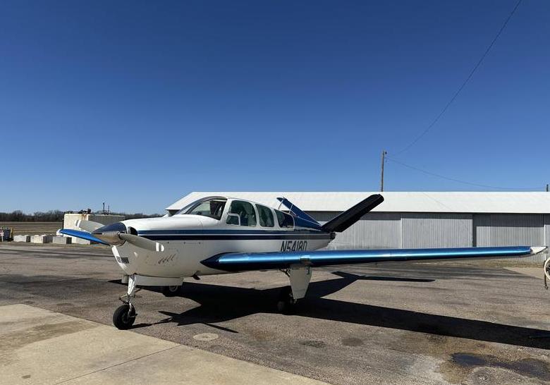 1957 Beech H35 Bonanza Photo 3